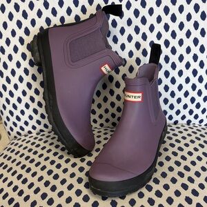 Hunter Chelsea Purple Boots Size 8